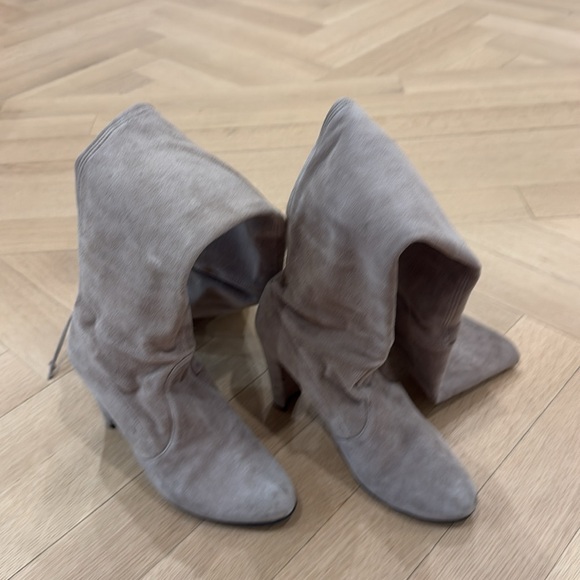 Stuart Weitzman suede over the highland knee boots - size 7 - Picture 3 of 4